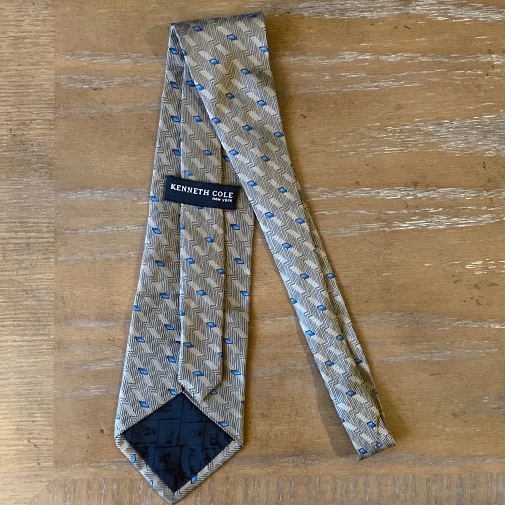 Kenneth Cole New York Brown Tie